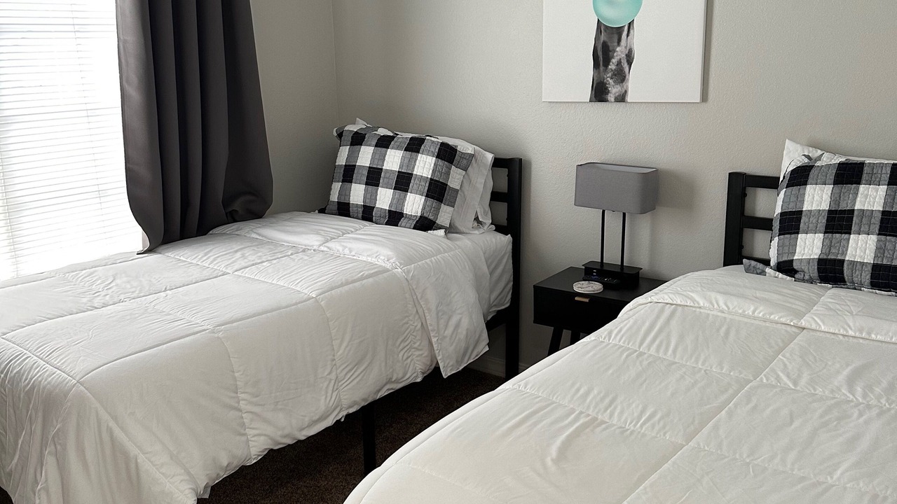 Photo of Bedroom in Franklin to the Fort