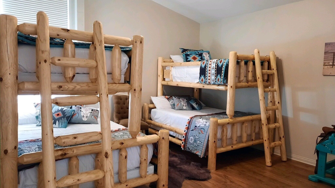 Photo of Bedroom in Gardiner