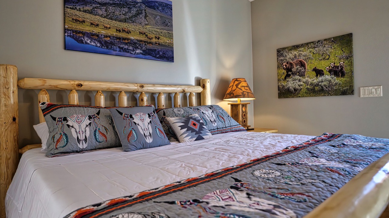 Photo of Bedroom in Gardiner