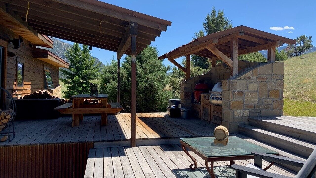 Photo of Outdoor in Emigrant