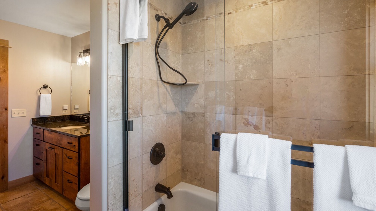 Photo of Bathroom in Wineglass