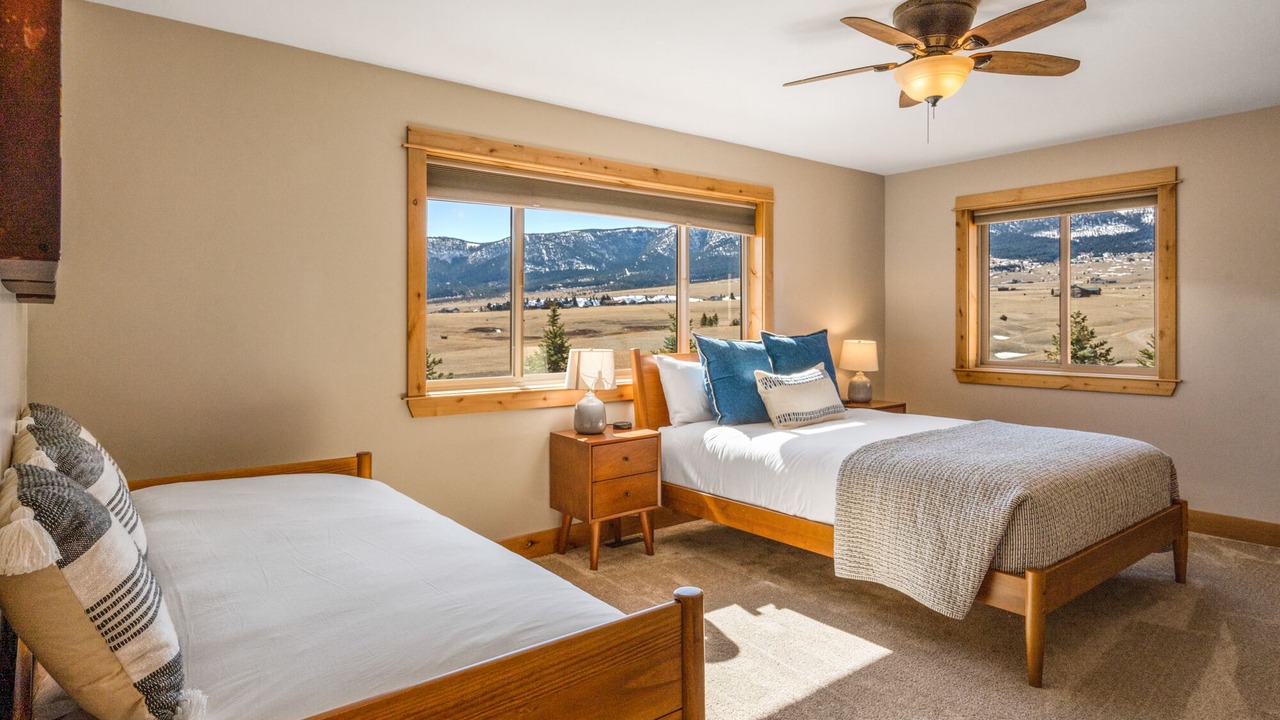 Photo of Bedroom in Wineglass