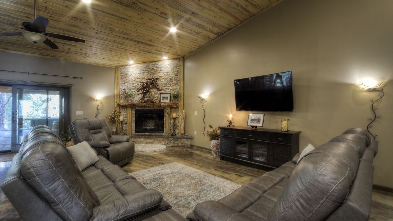 Photo of Livingroom in Hermosa