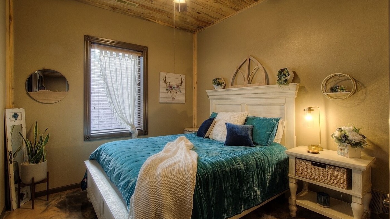 Photo of Bedroom in Hermosa