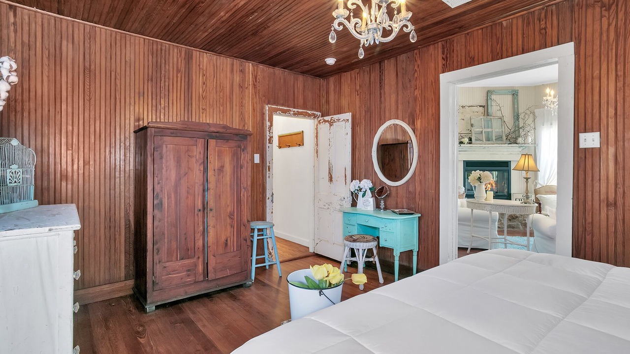 Photo of Bedroom in Stonewall