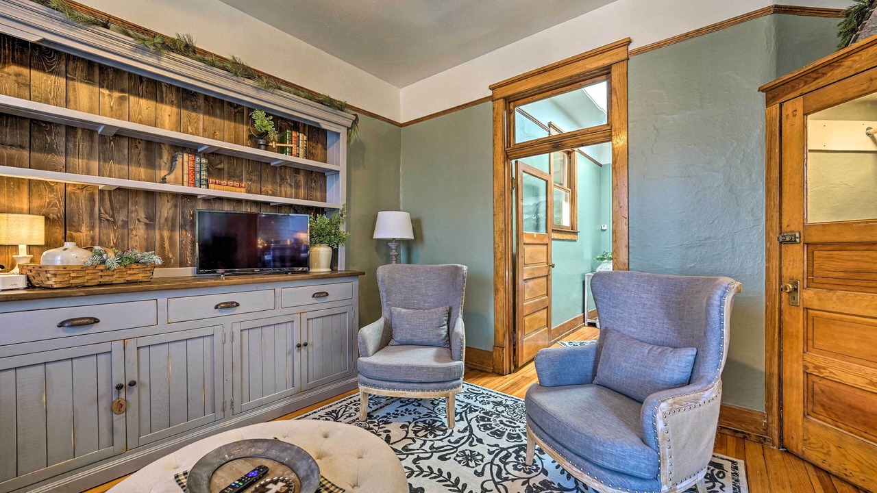 Photo of Livingroom in Laramie
