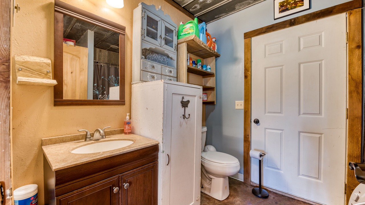 Photo of Bathroom in Sula