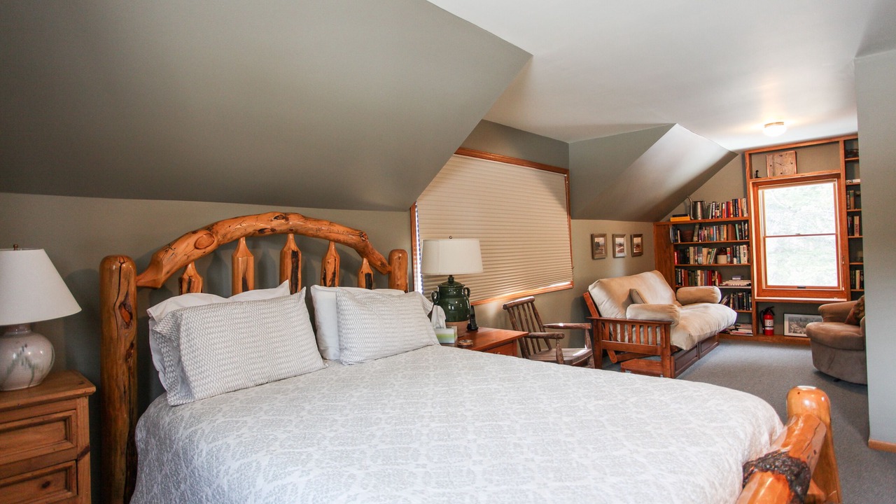 Photo of Bedroom in Livingston