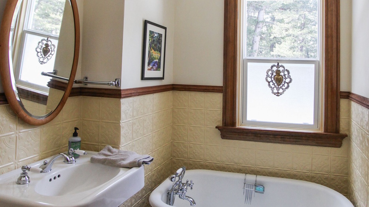 Photo of Bathroom in Livingston