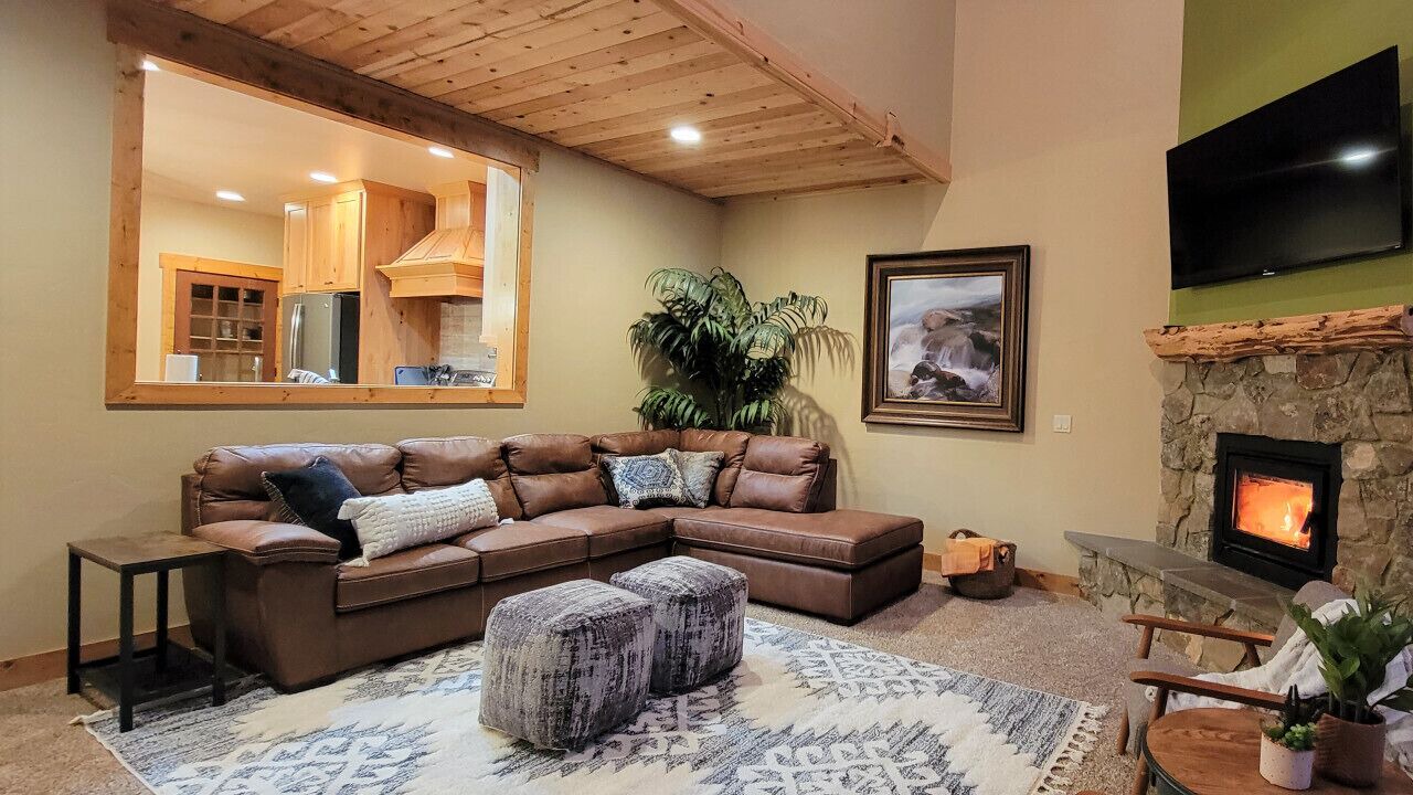 Photo of Livingroom in Donnelly