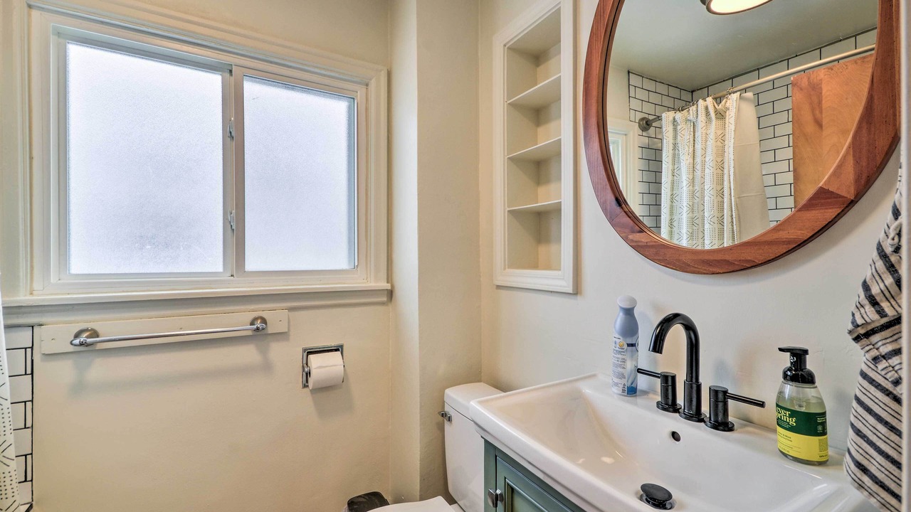 Photo of Bathroom in Thermopolis