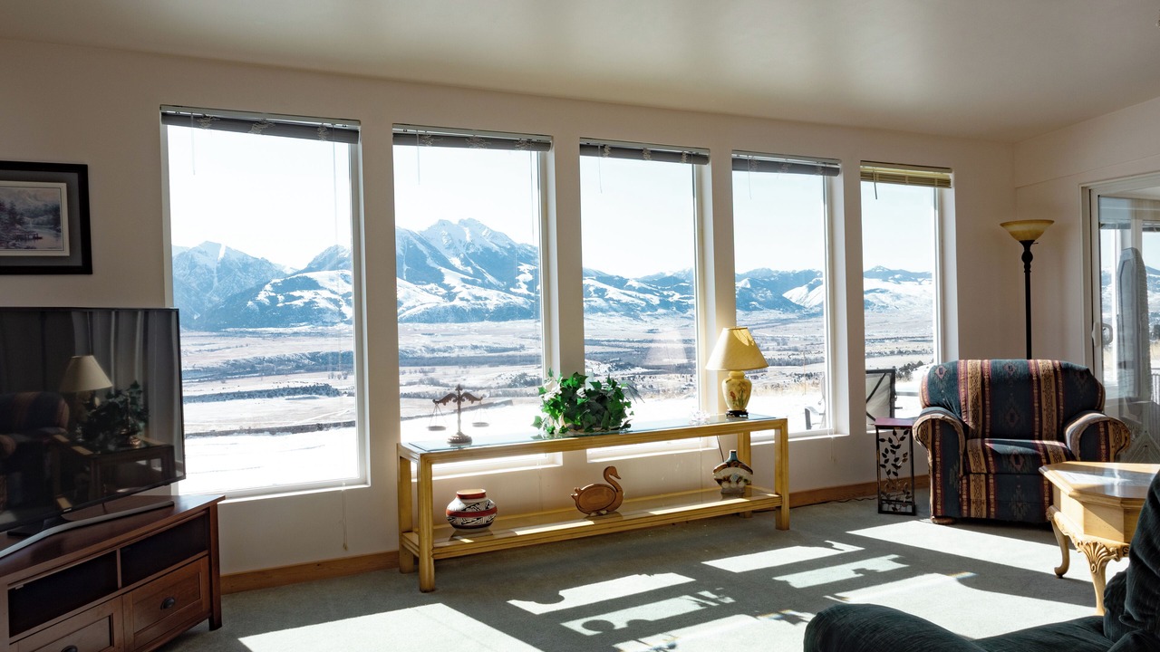 Photo of Livingroom in Emigrant