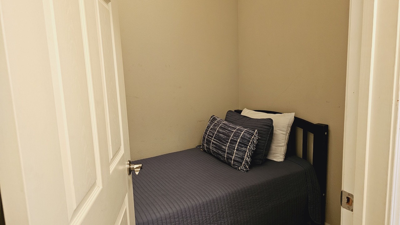 Photo of Bedroom in Gulfport