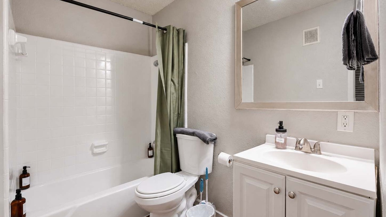 Photo of Bathroom in Cherrywood