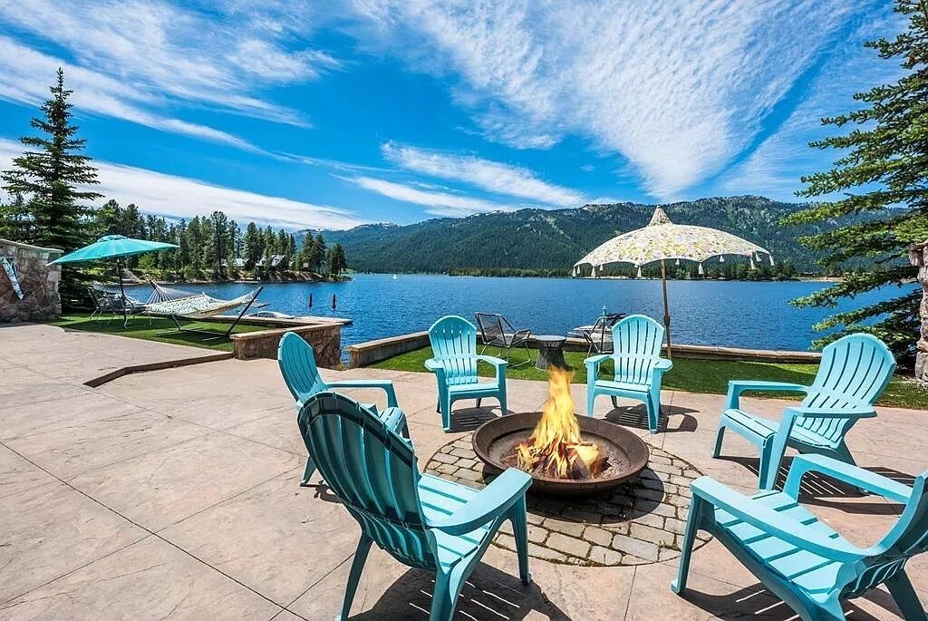 Photo of Outdoor in Donnelly