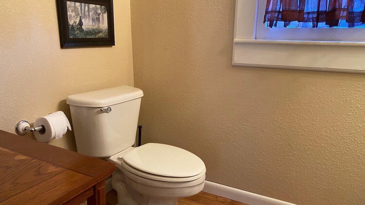 Photo of Bathroom in Deadwood