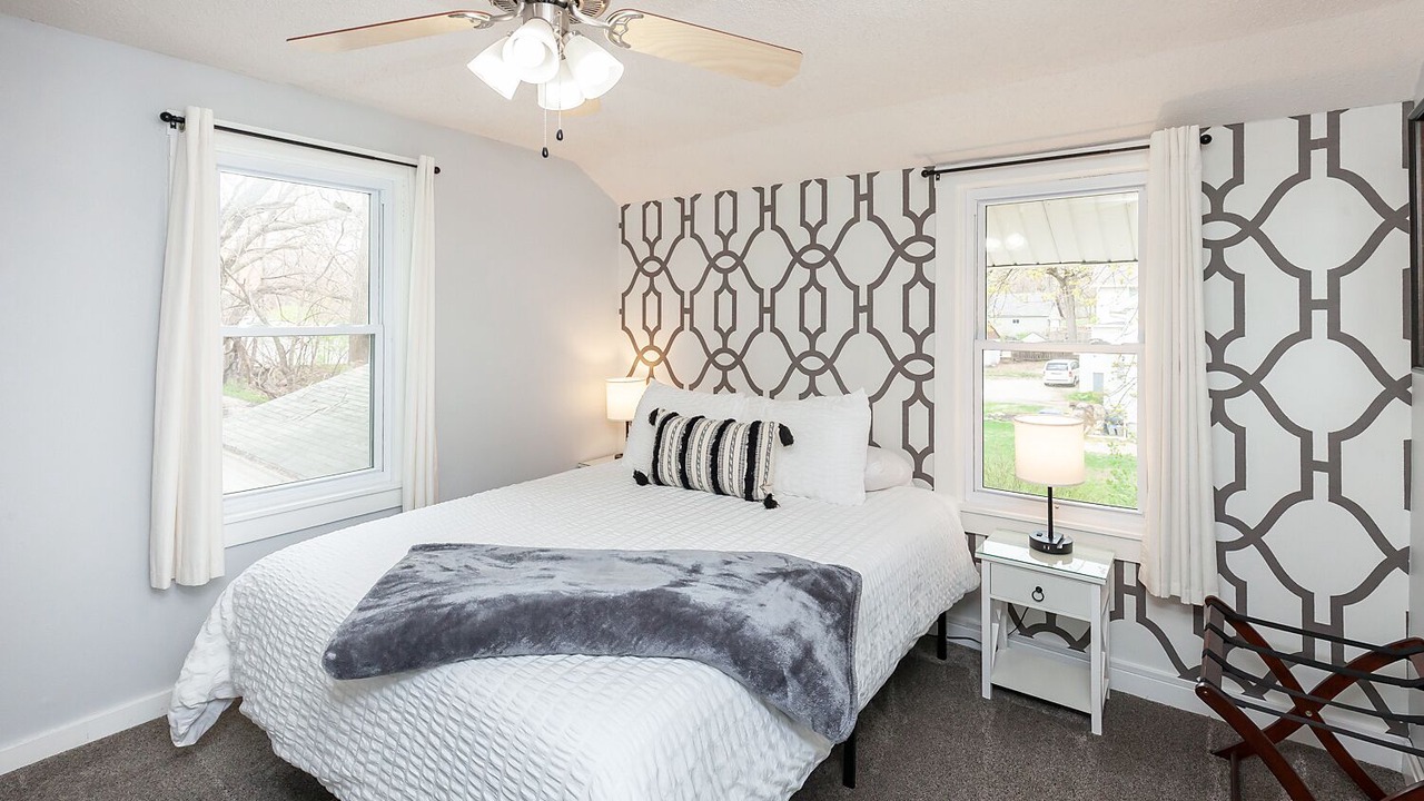 Photo of Bedroom in Des Moines
