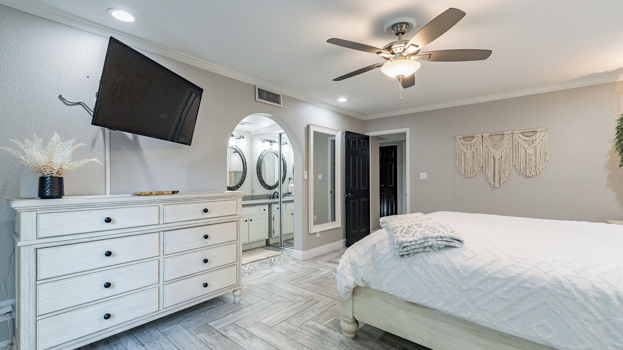 Photo of Bedroom in Dobson Ranch