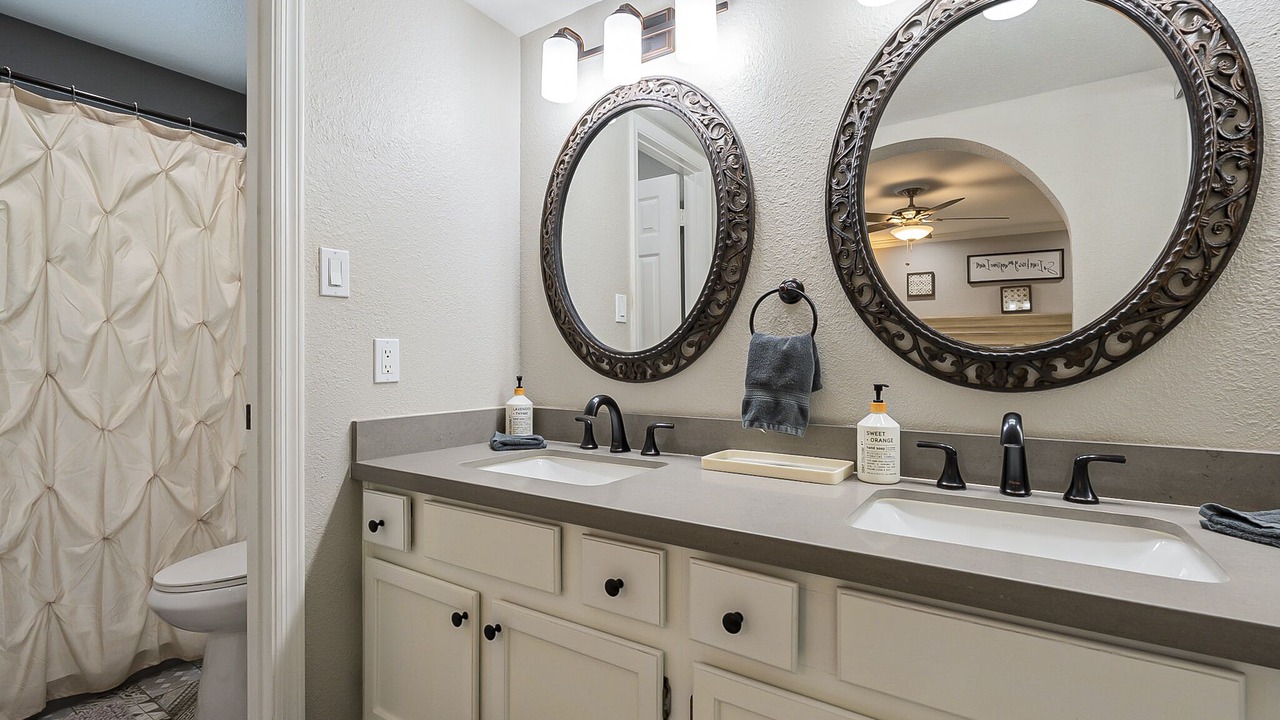Photo of Bathroom in Dobson Ranch