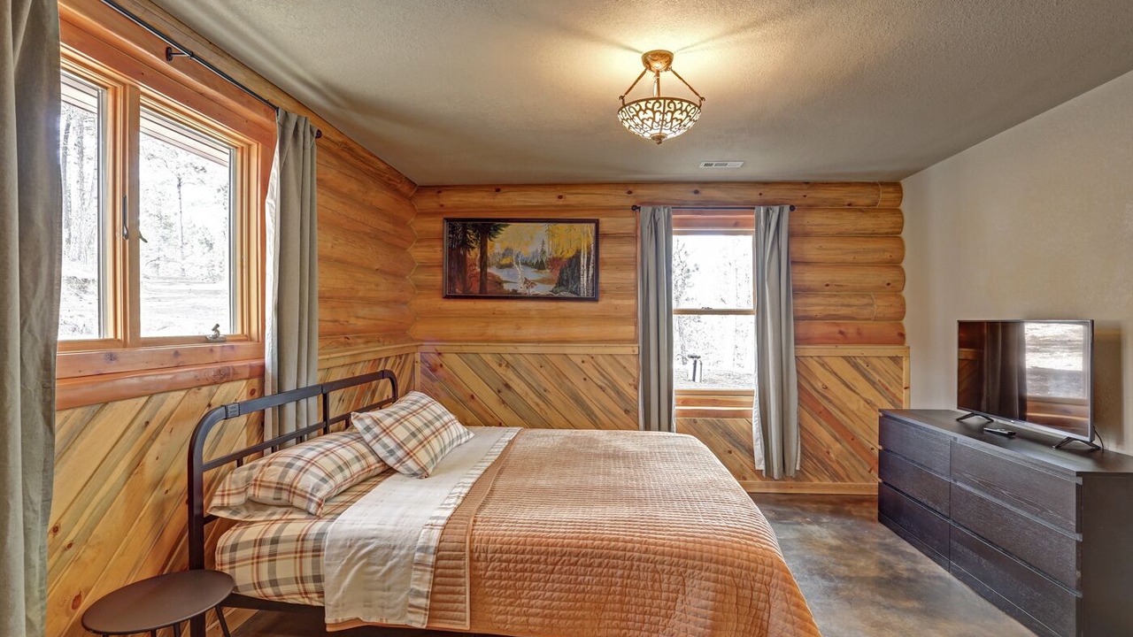 Photo of Bedroom in Hermosa