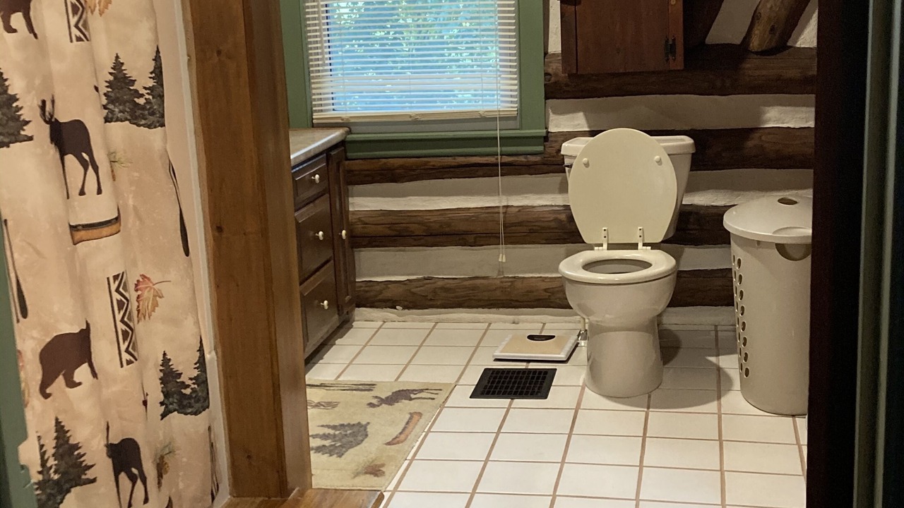 Photo of Bathroom in New Oxford