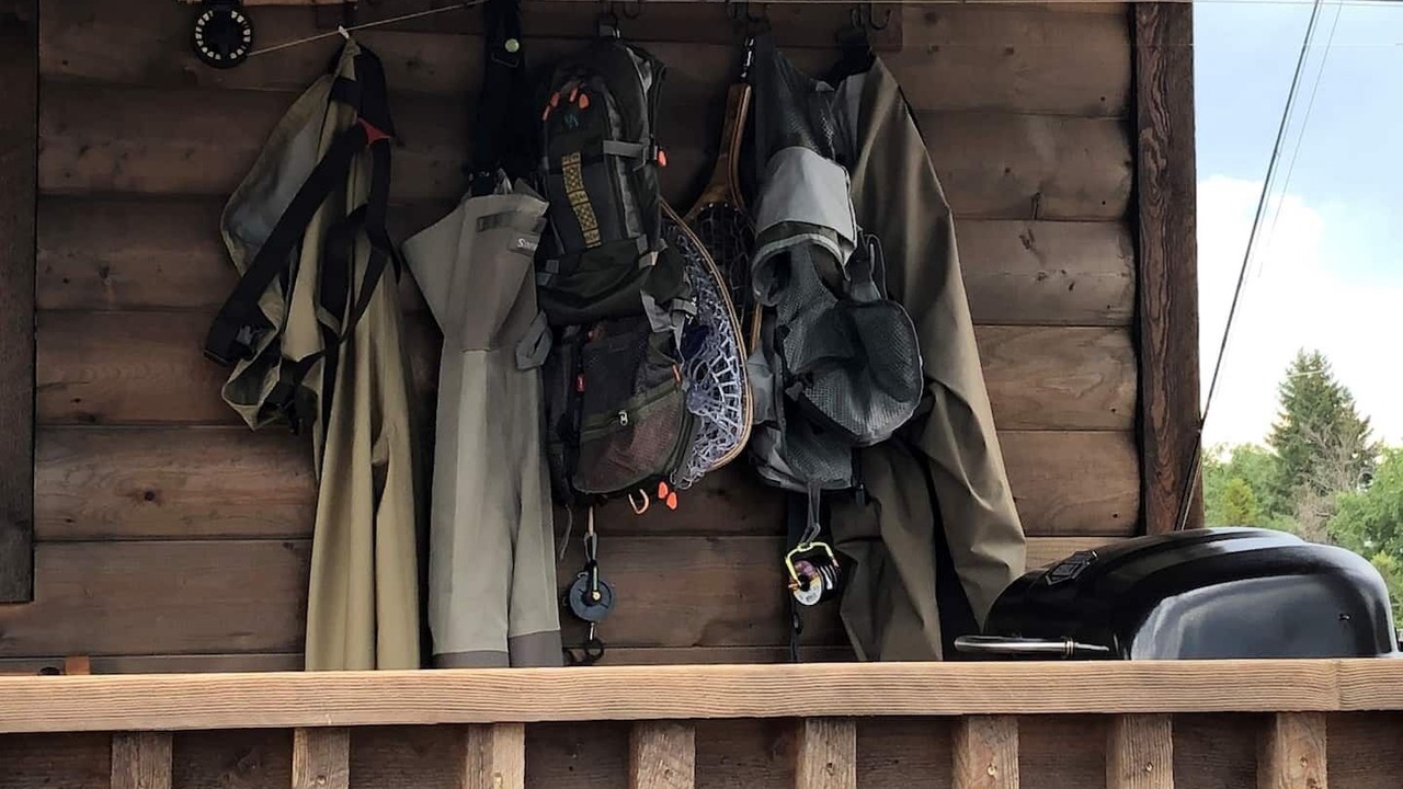 Photo of Others in Silver Star