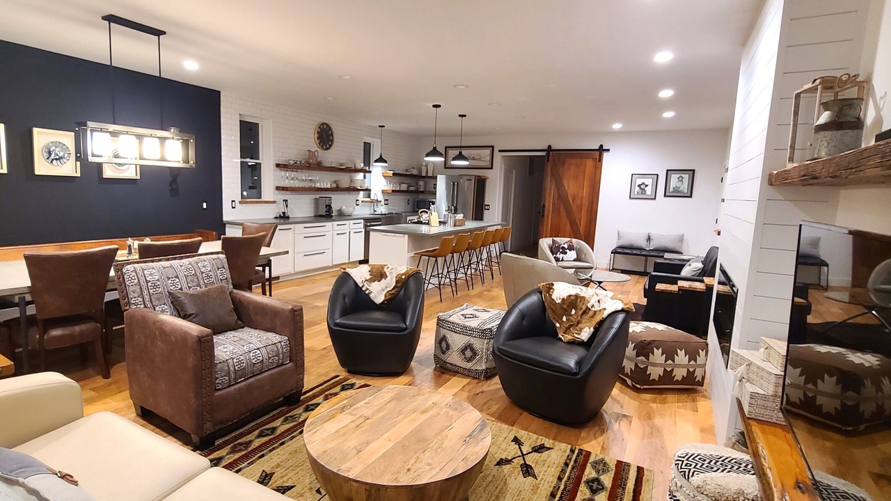 Photo of Livingroom in Sheridan