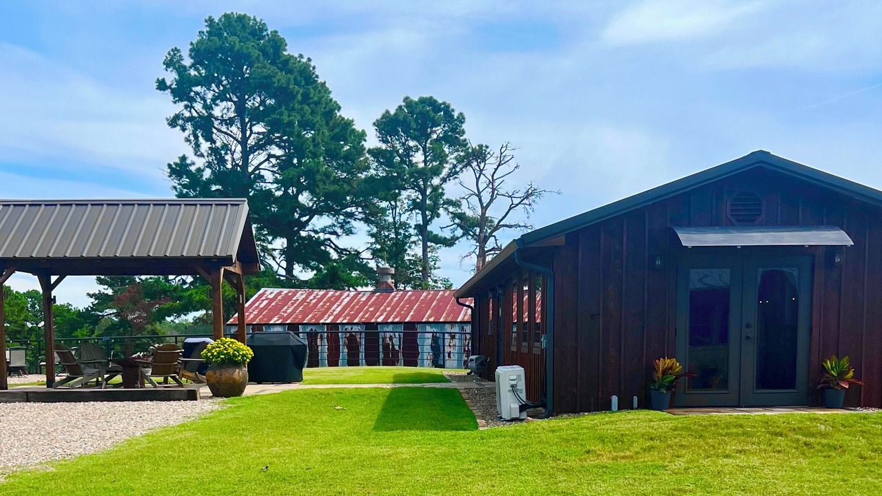 Photo of Outdoor in Swink
