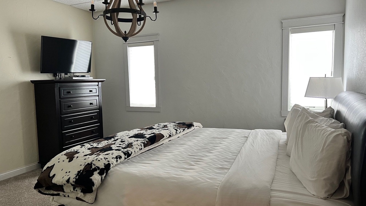 Photo of Bedroom in Watford City
