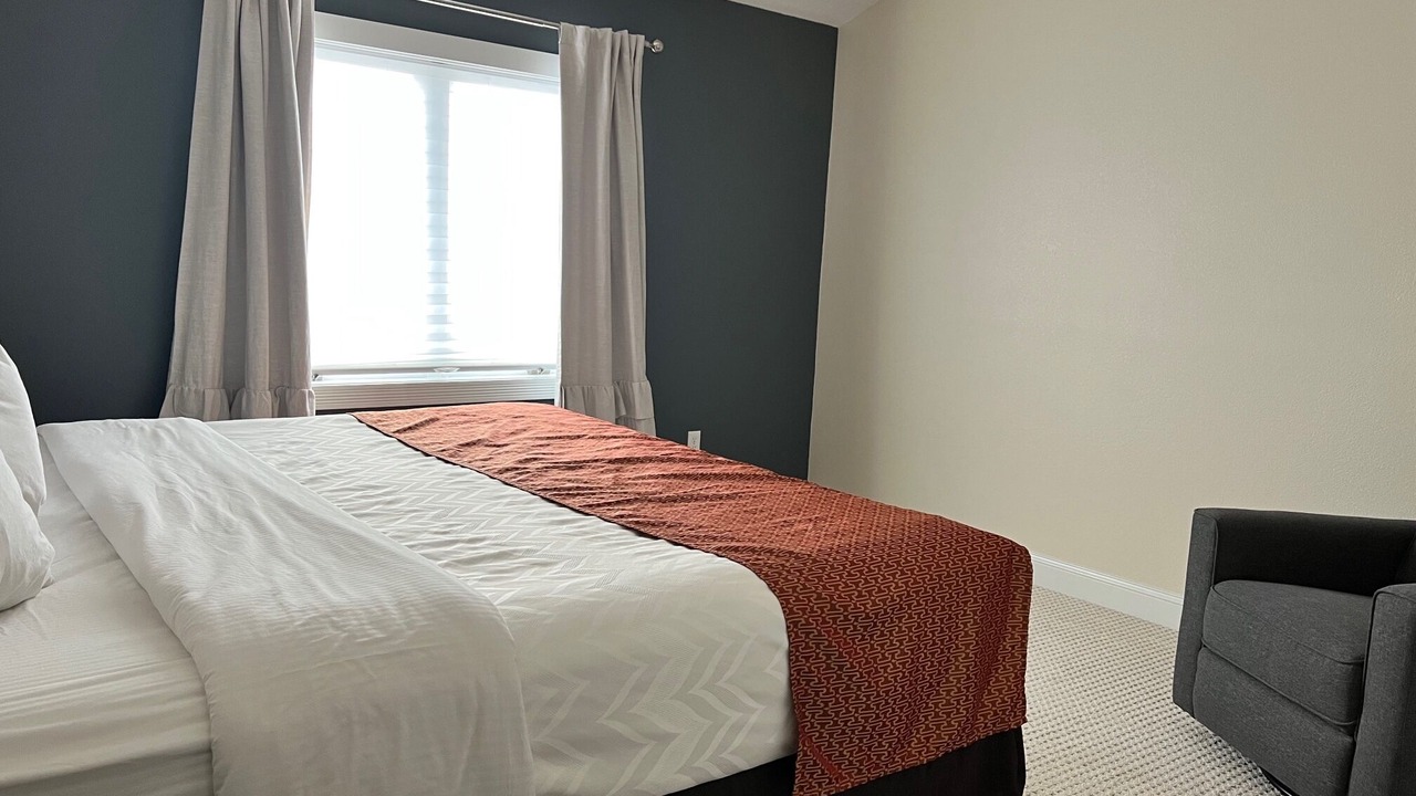 Photo of Bedroom in Watford City