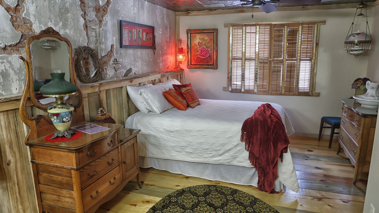 Photo of Bedroom in Deadwood