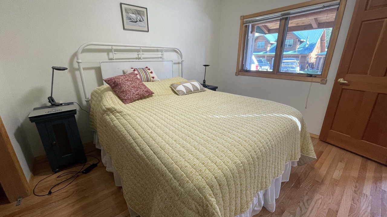 Photo of Bedroom in Bigfork