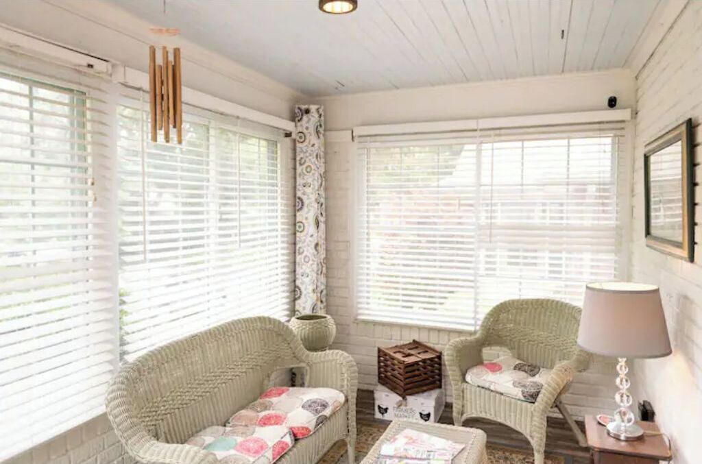 Photo of Livingroom in Meridian-Kessler