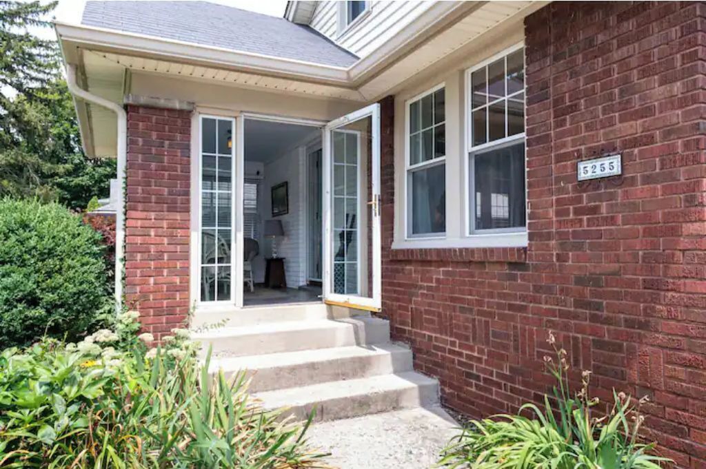 Photo of Outdoor in Meridian-Kessler