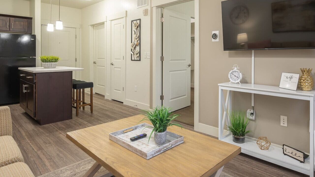 Photo of Livingroom in Central City