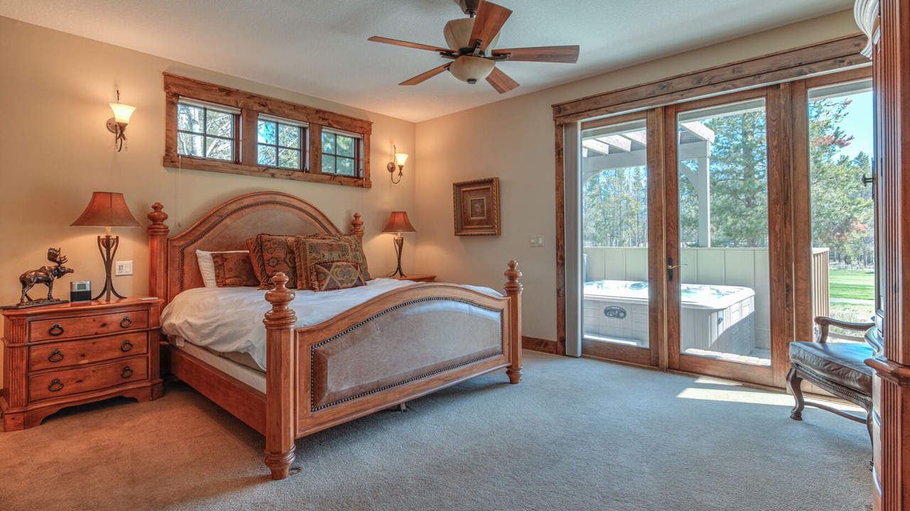Photo of Bedroom in Sunriver