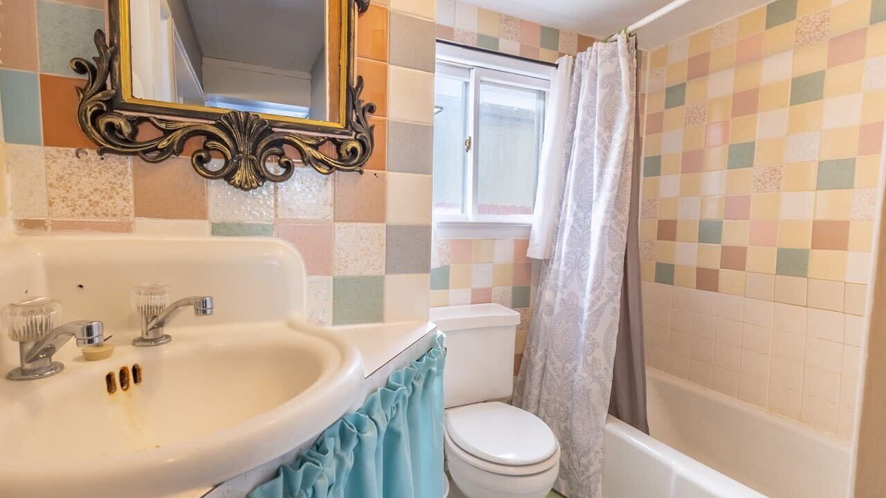 Photo of Bathroom in Laramie
