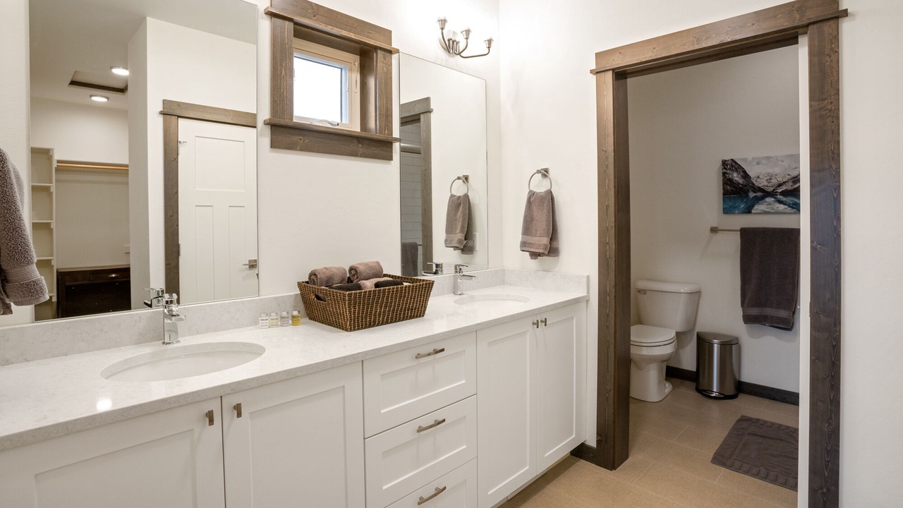Photo of Bathroom in Four Corners