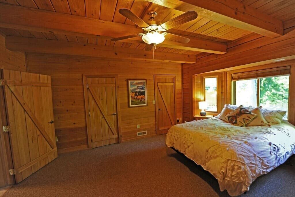 Photo of Bedroom in Bigfork