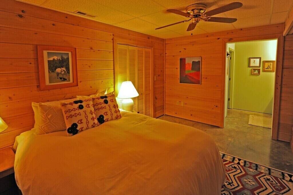 Photo of Bedroom in Bigfork