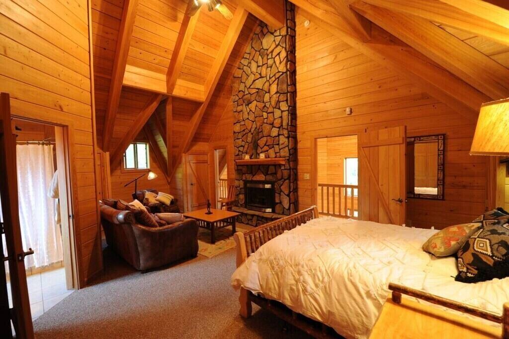 Photo of Bedroom in Bigfork