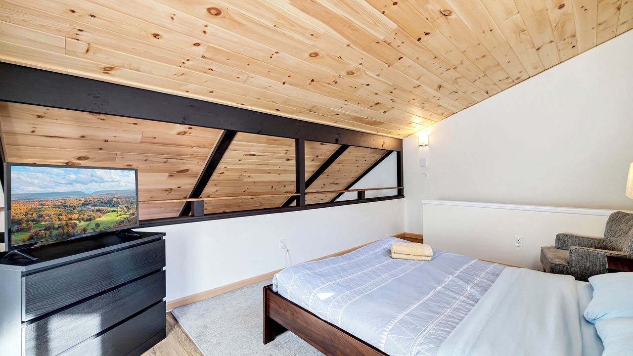 Photo of Bedroom in Village at Camelback