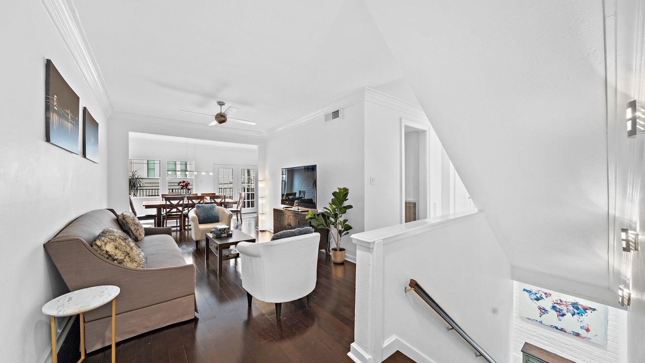 Photo of Bedroom in Greenway Plaza-Upper Kirby