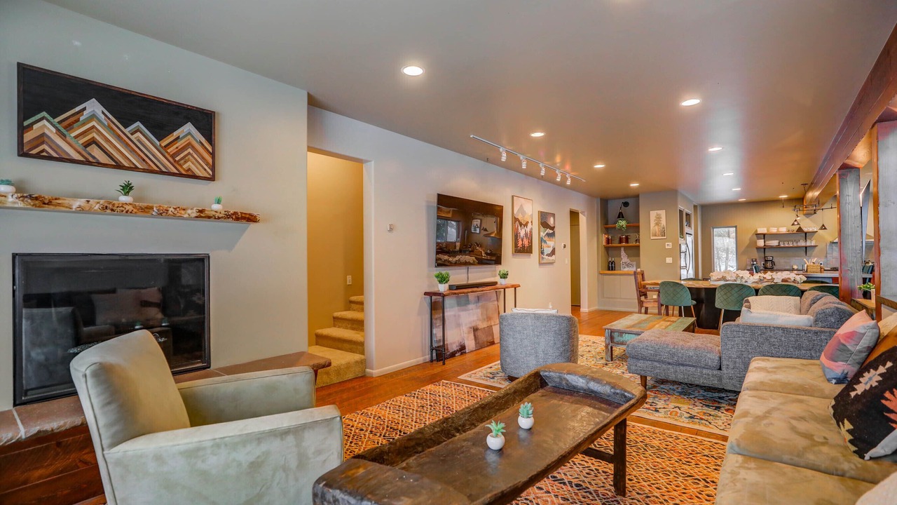 Photo of Livingroom in McCall