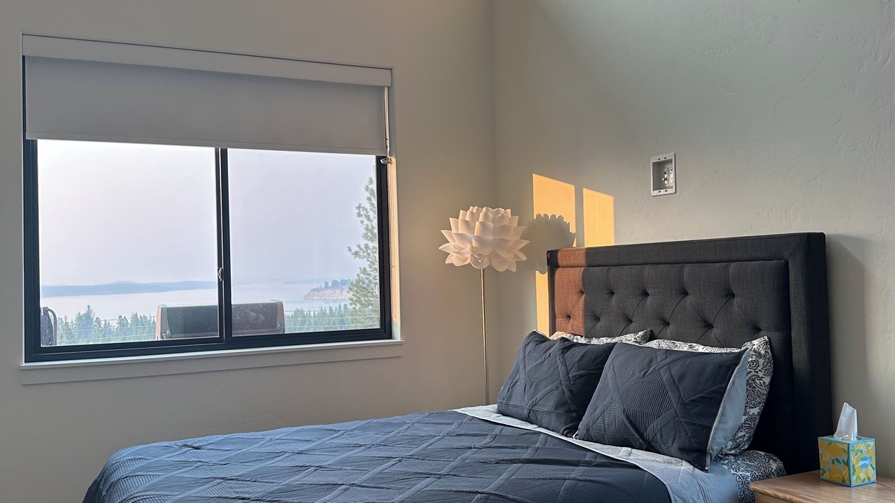 Photo of Bedroom in Rexford