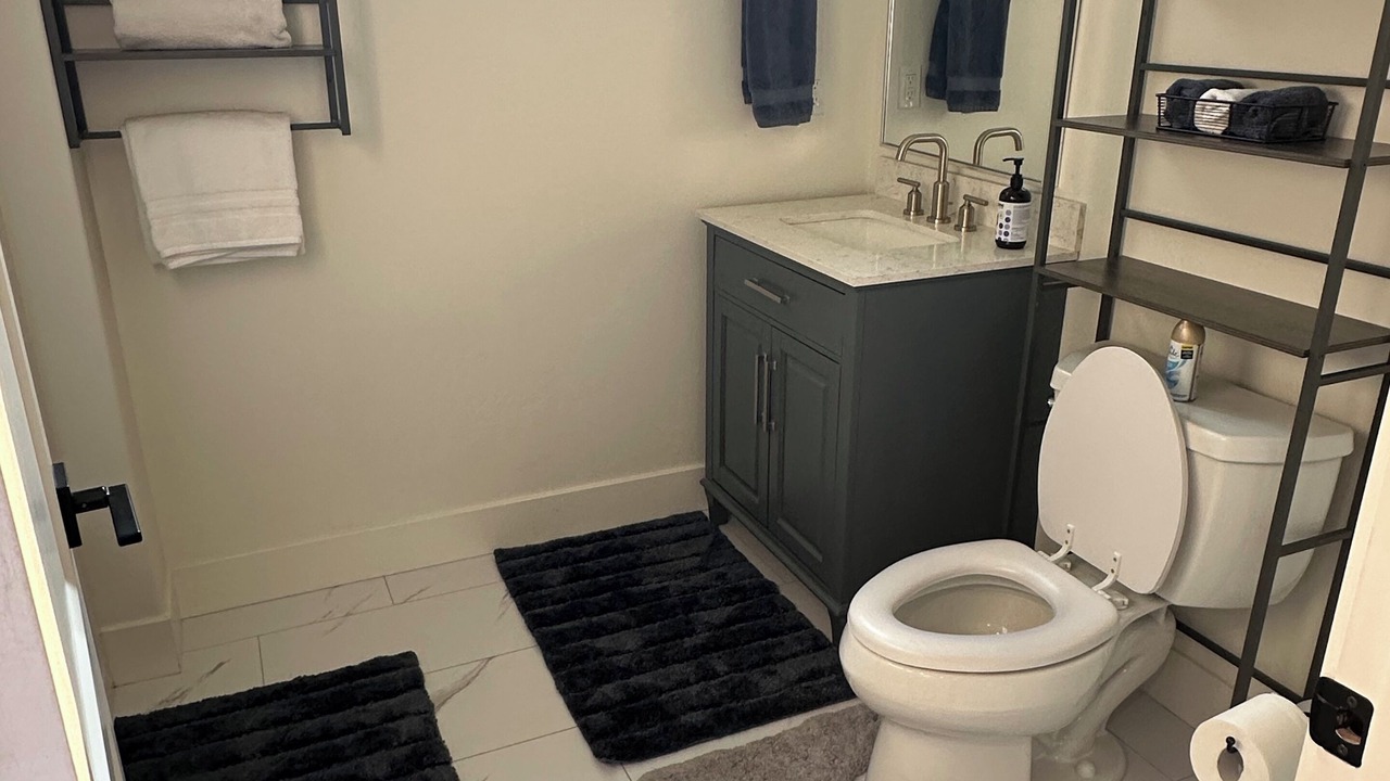 Photo of Bathroom in Rexford