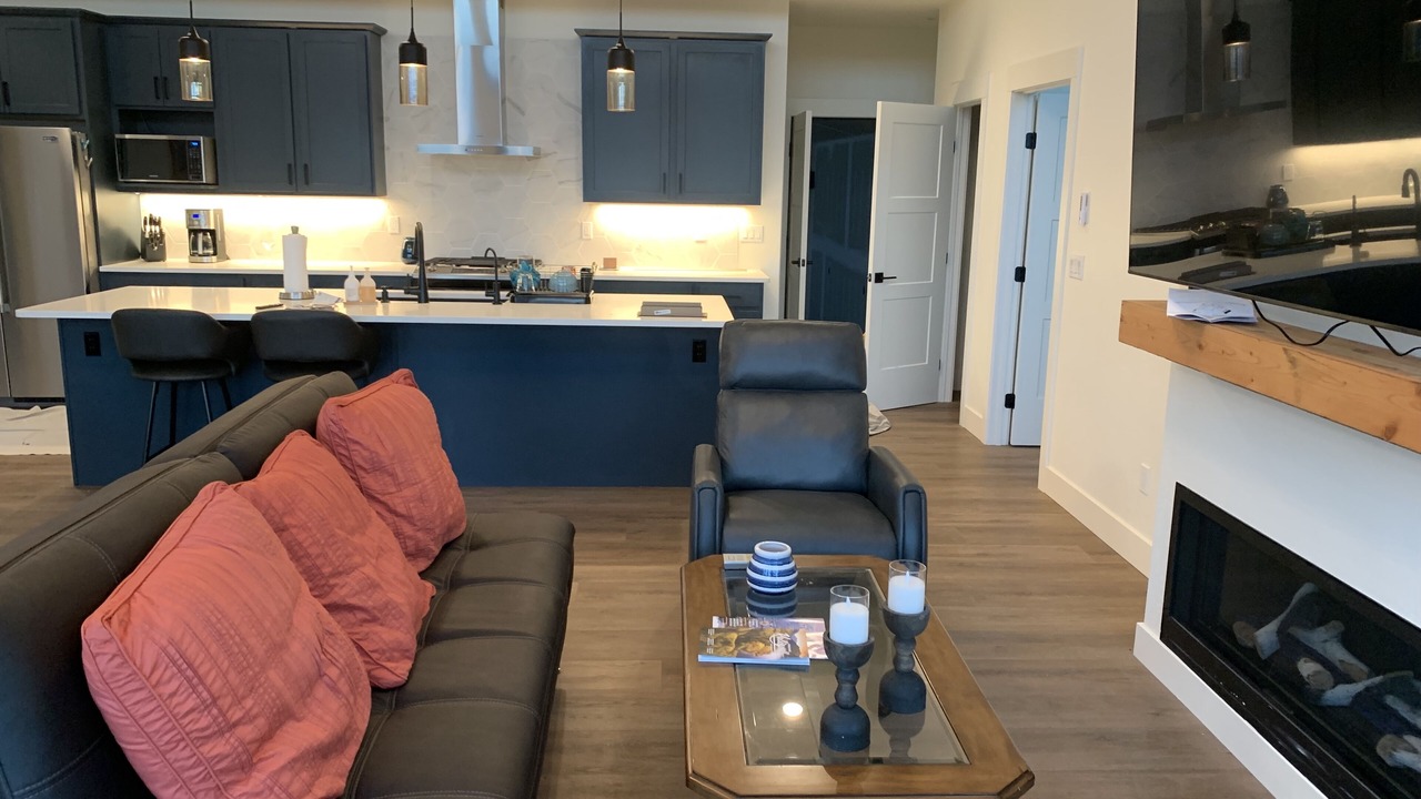 Photo of Livingroom in Rexford