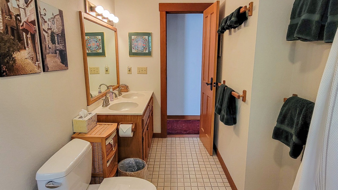 Photo of Bathroom in Mazama