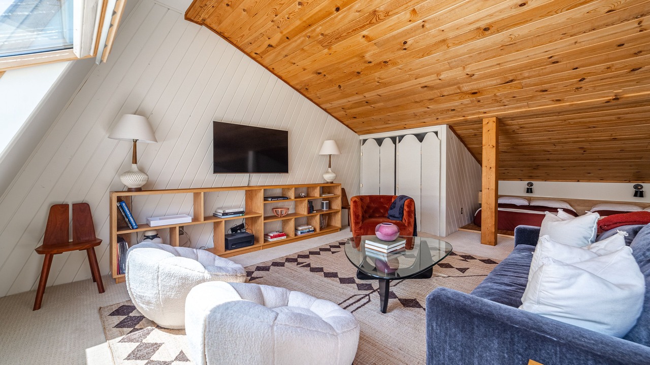 Photo of Bedroom in Huson