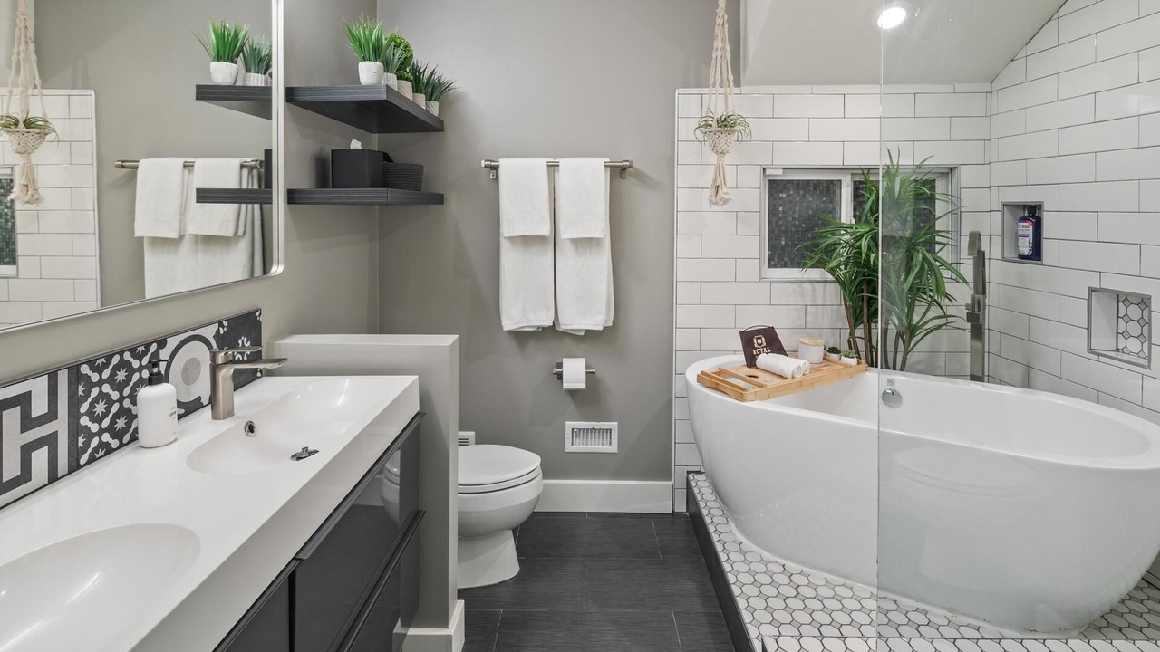 Photo of Bathroom in Middletown